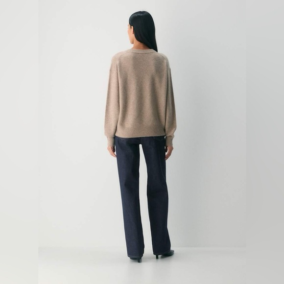 Aritzia Essential Cashmere Relaxed Crew Sweater Sz S - Picture 13 of 16